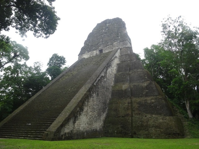 The imposing Templo V